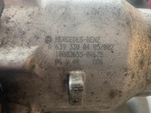 Mercedes-Benz W639 Vito / Viano Front Axle Differential - Image 4