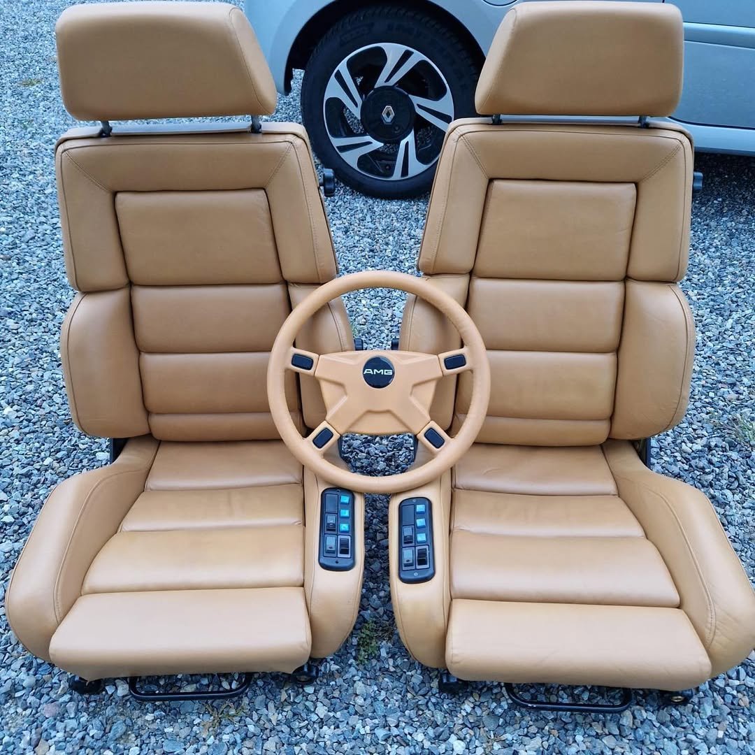 Recaro Classic Seats Pair – Palomino Leather and Steering wheel - Image 3