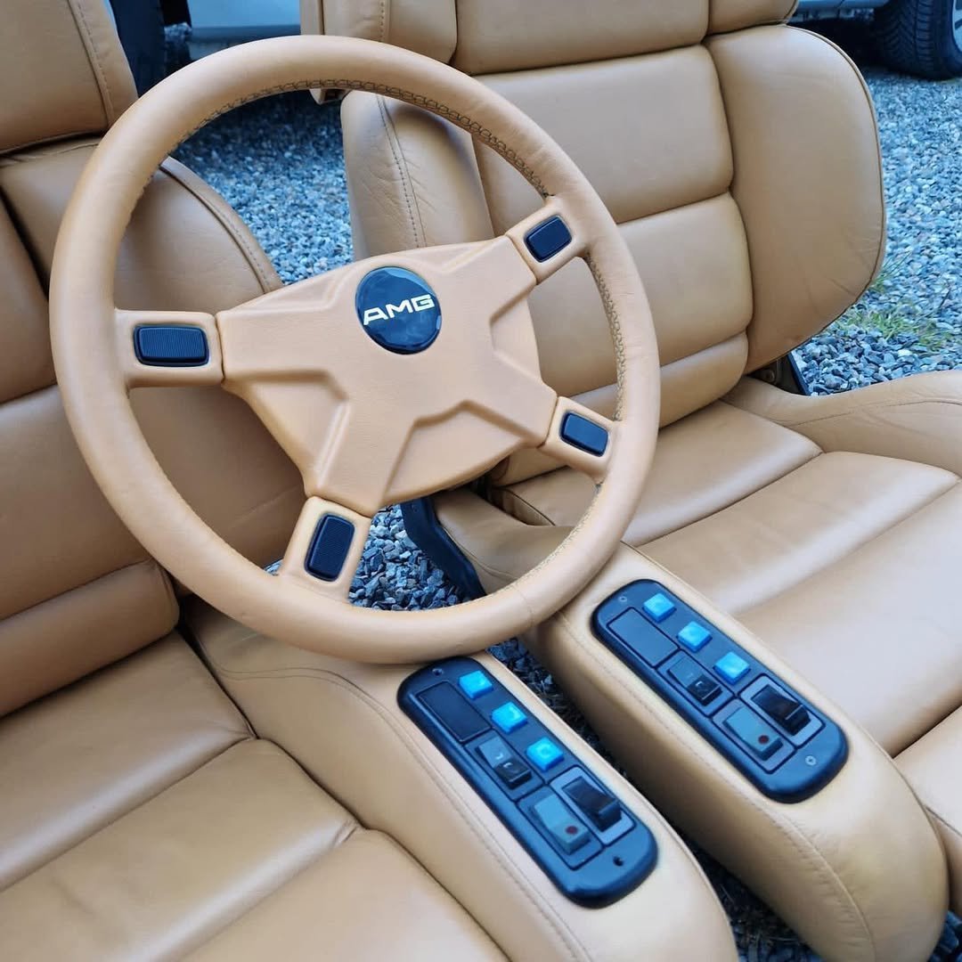 Recaro Classic Seats Pair – Palomino Leather and Steering wheel - Image 2