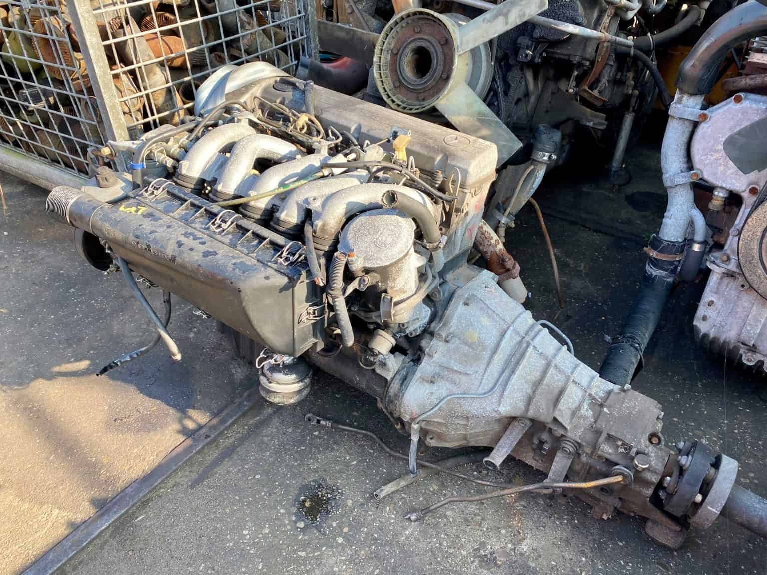 Mercedes-Benz OM602 2.5L Diesel Engine with Gearbox - Image 3