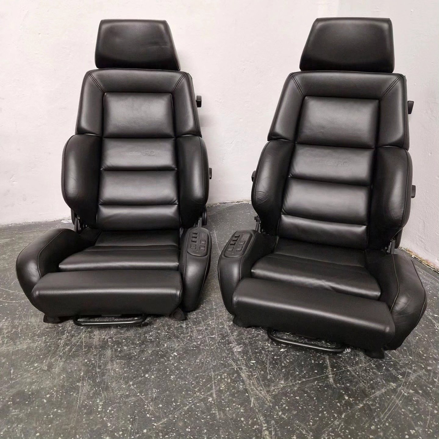 RECARO Classic Seats for Mercedes-Benz – Black Leather - Image 5